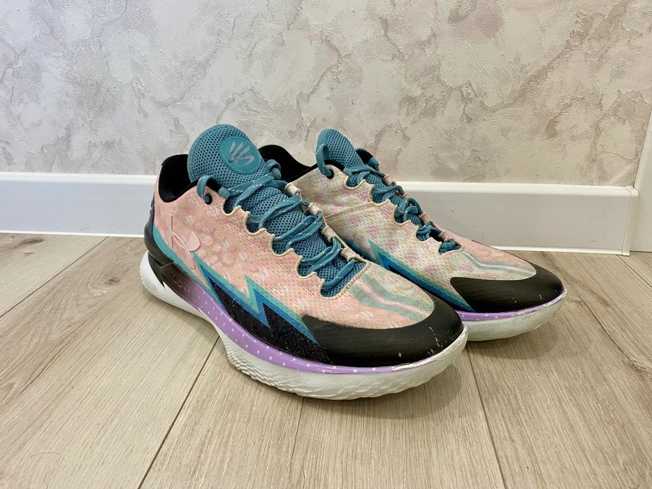 Баскетбольные кроссовки 46