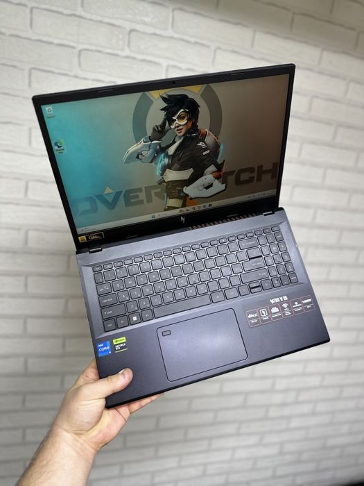 Игровой Nitro V15 на 16 ОЗУ DDR5 и 512 SSD