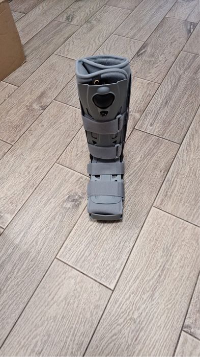 Orteza glezna cu perna de aer