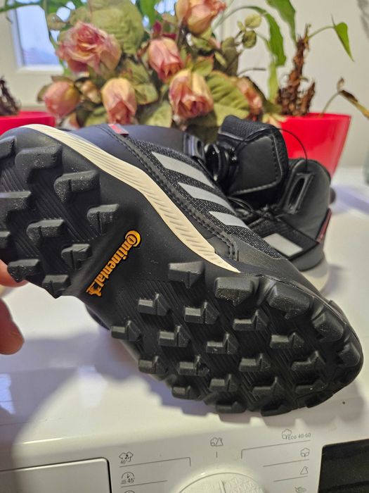 детски обувки Adidas Terrex Winter Mid BOA RAIN.RDY номер 28