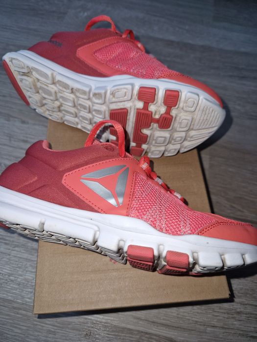 Pantofi sport / Adidași Reebok Yourflex Trainette (Dama/Fete) – Foarte ușori, mărimea 37