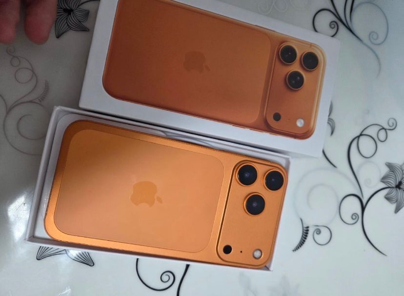 Айфон хр  корпус айфон 17