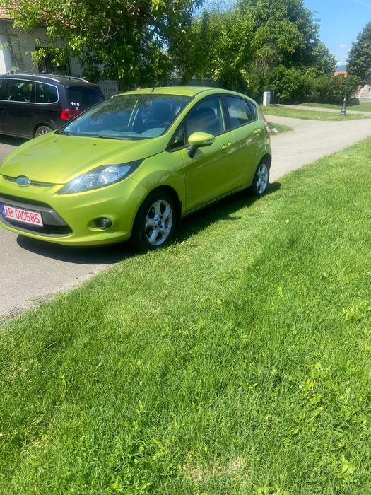 Vand Ford Fiesta 1.3 Benzina
