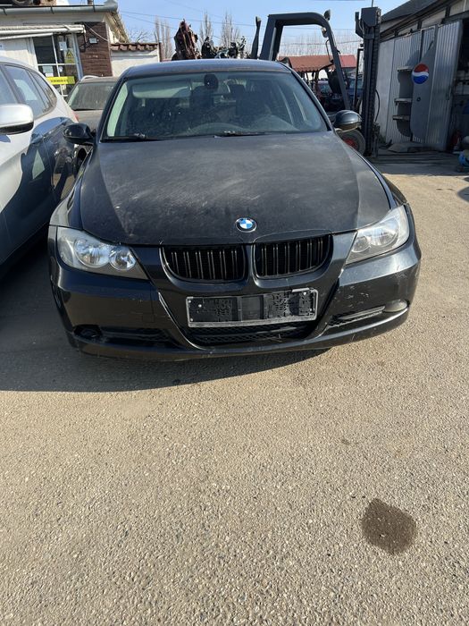 Aripa bmw e 90 dezmembrez