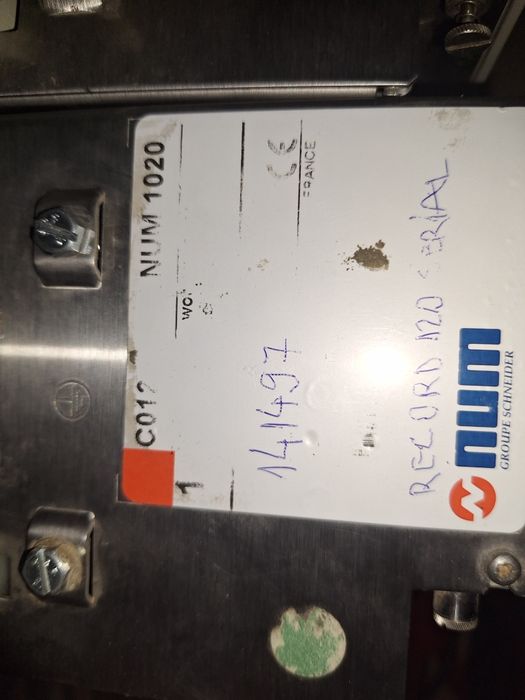 Control numeric NUM pentru CNC