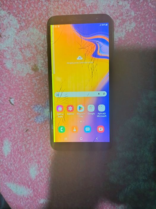 Vând telefon Samsung j4+