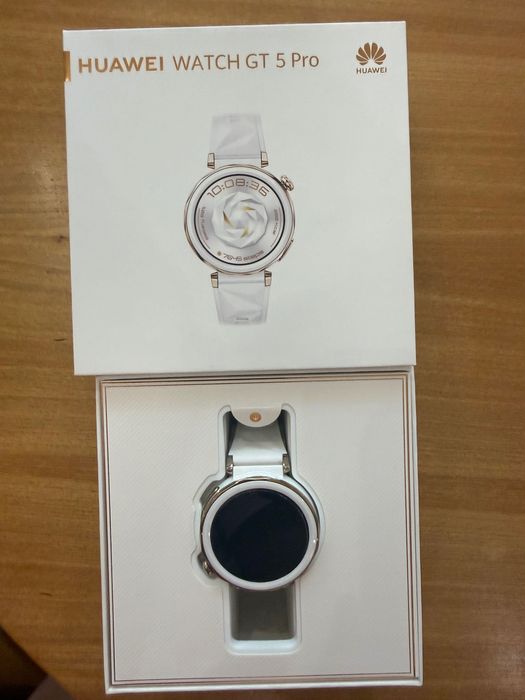 Смарт часовник HUAWEI WATCH GT 5 Pro WHITE