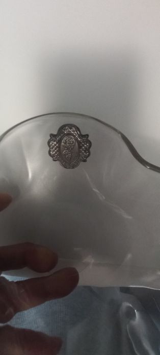 Bombonierea cristal cu argint