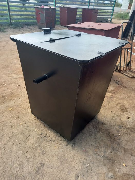 Продам срочно мусорный бак контейнер