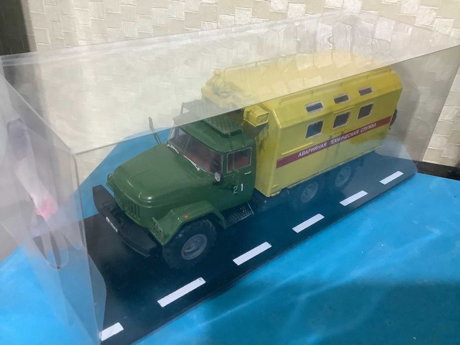 ЗиЛ-131 ICM кунг 1/35