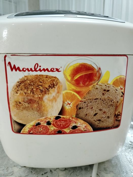 Продам Хлебопечку в отличном состоянии