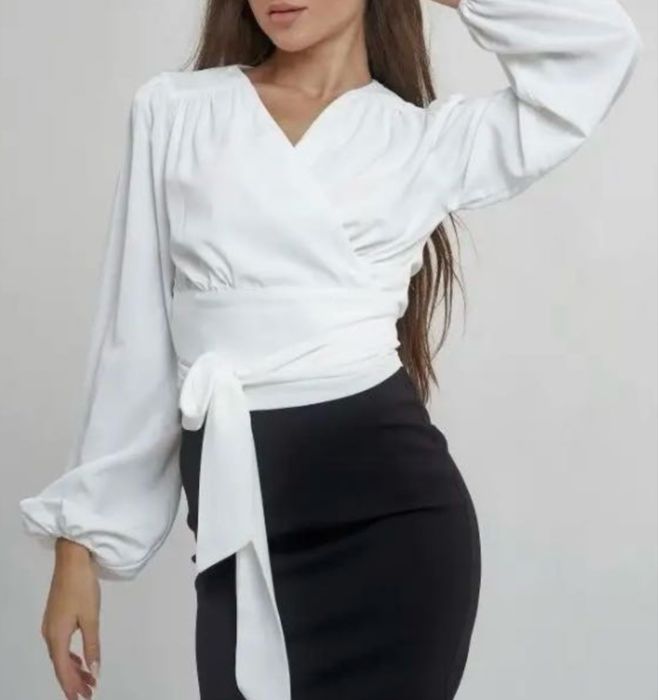 Костюм и блузка