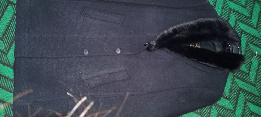 Мужской Пальто 500.000