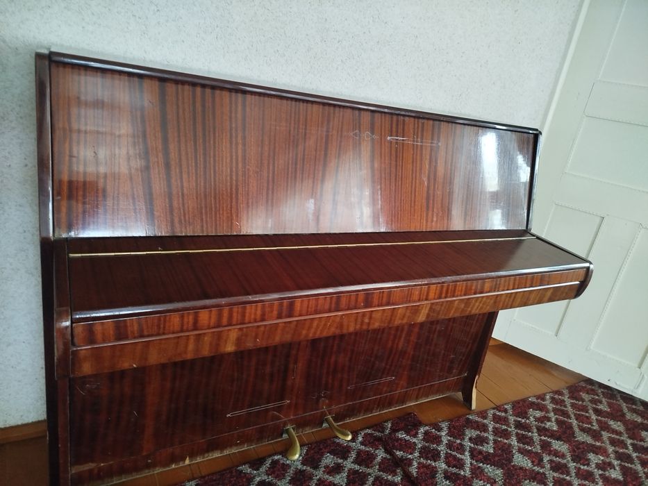 Pianina sotiladi