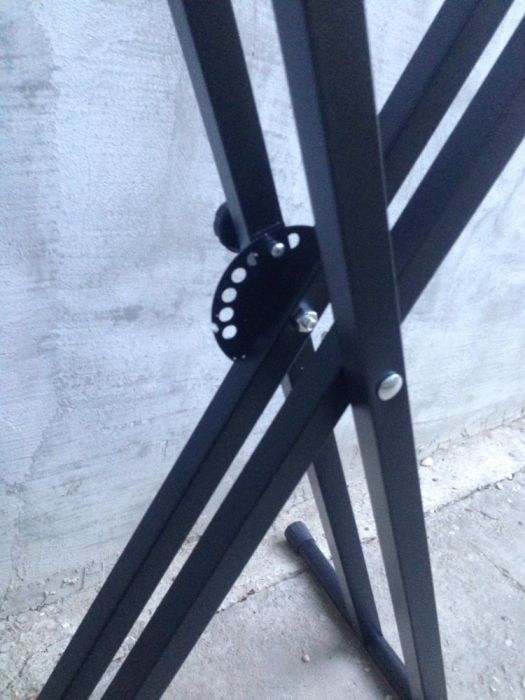 Stativ de orga Nou 150lei