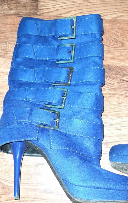 Ботуш Michael Antonio