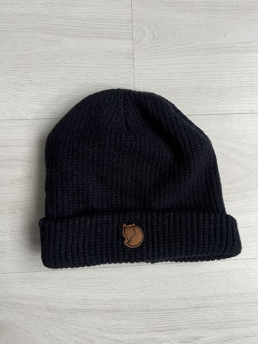 The North,Tommy,Carhartt,Columbia 15 бр. Шапки,Шалове,Зимни,Оригинални