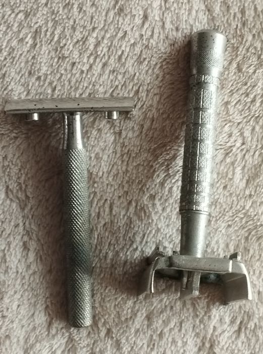 ПепелнициБензинови и газови запалки, месингови самобръсначки..