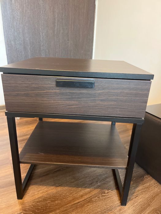 Noptiere IKEA, nuanta