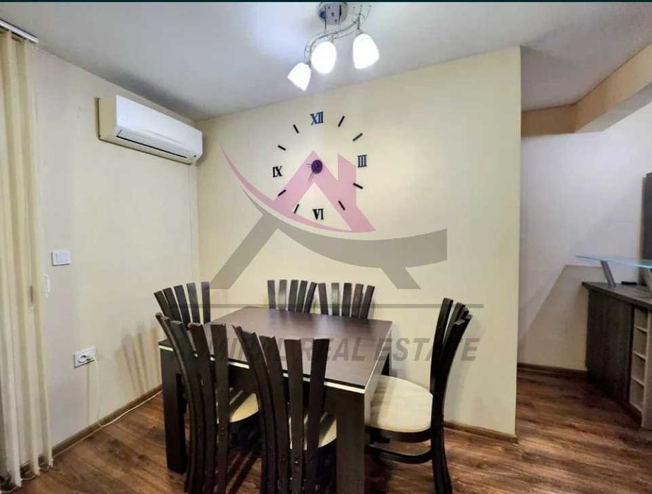 Дава се под наем Двустаен апартамент в Варна, Център - 65 кв.м за 498.27 € - Снимка #2