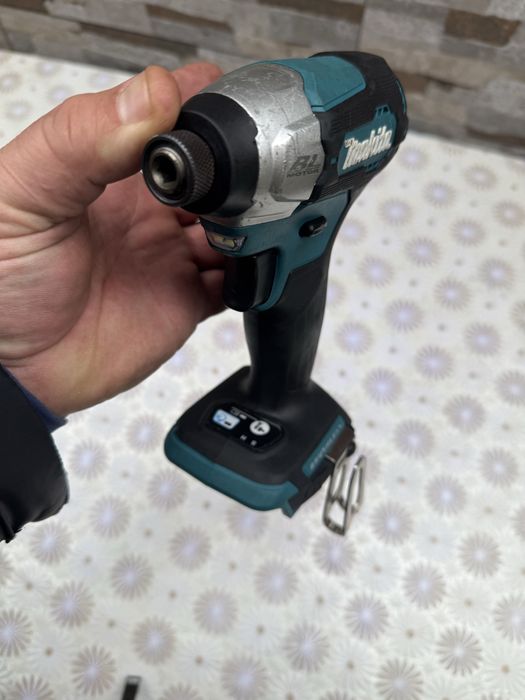 Акумулаторен ударен винтоверт Makita DTD157Z, LXT, 18 V,
