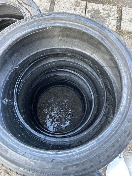 225 40 18 MIchelin primacy 4