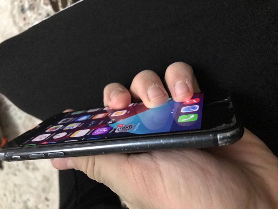 Айфон 8vgvvbjnnn