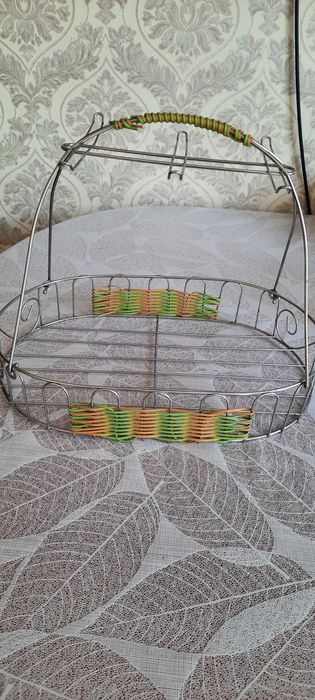Корзина для чашек и блюдца