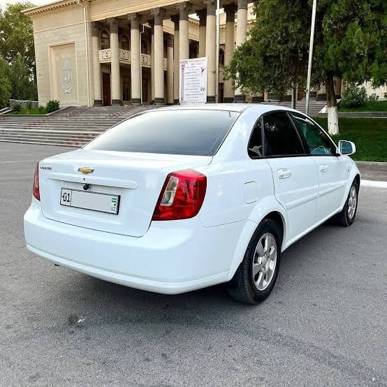 Chevrolet gentra avtomat 22-23 full