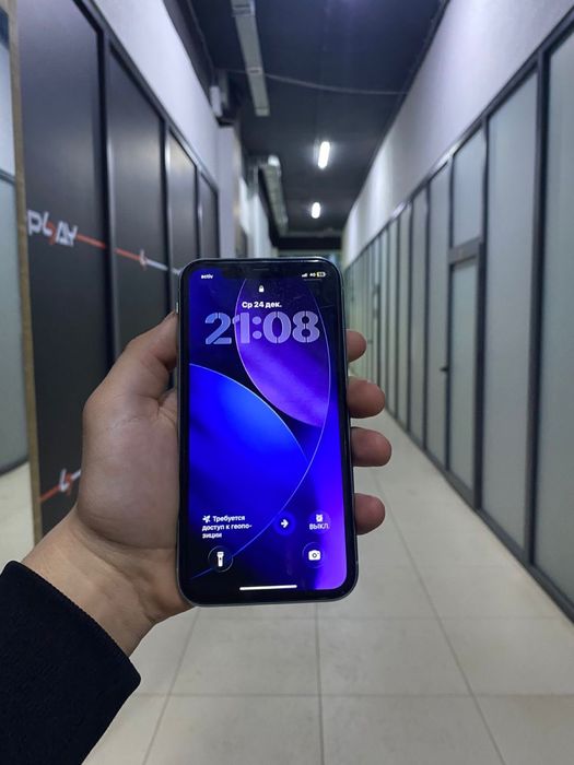 Продам iPhone 11 128 ГБ