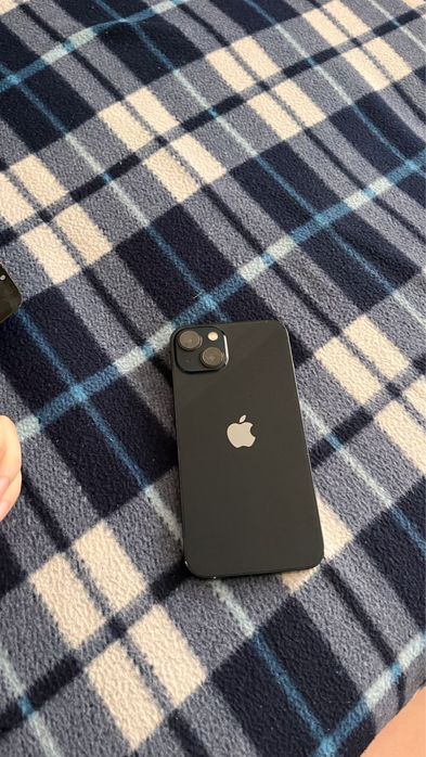 Iphone 13 б у. Продается оригинальный телефон