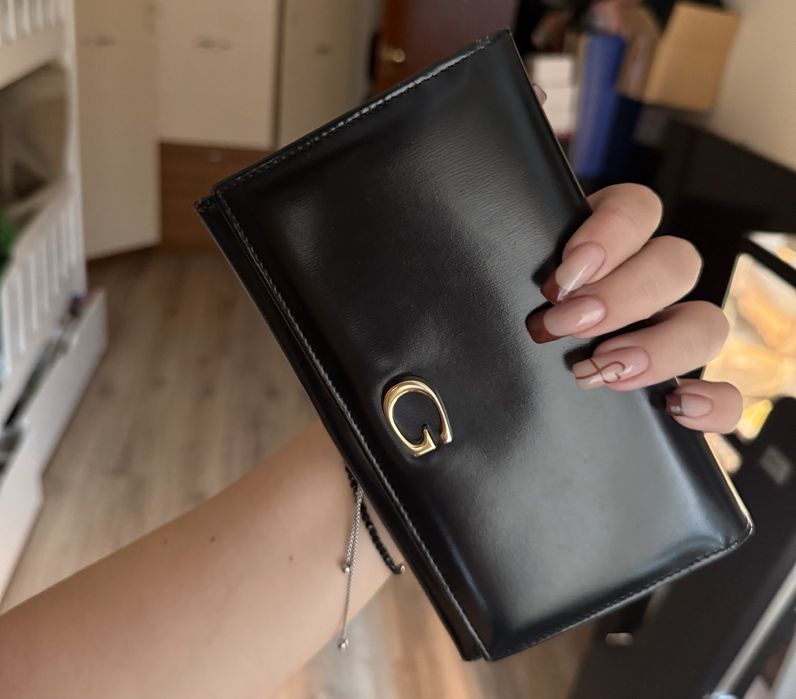 ОРИГИНАЛНО Gucci протмоне/клъч