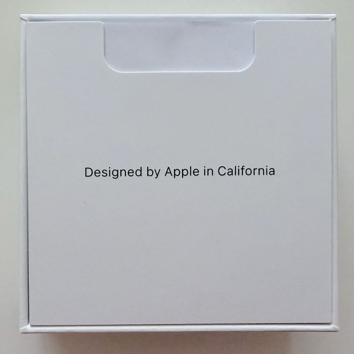Слушалки Apple AirPods 4, Active Noise Cancellation.