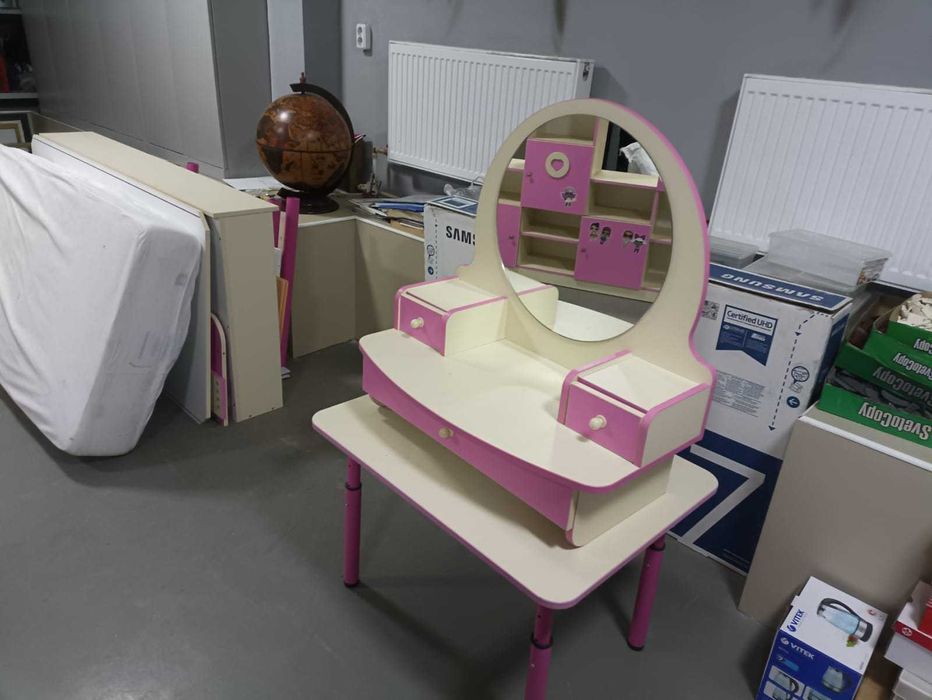 Детская спальня для девочки