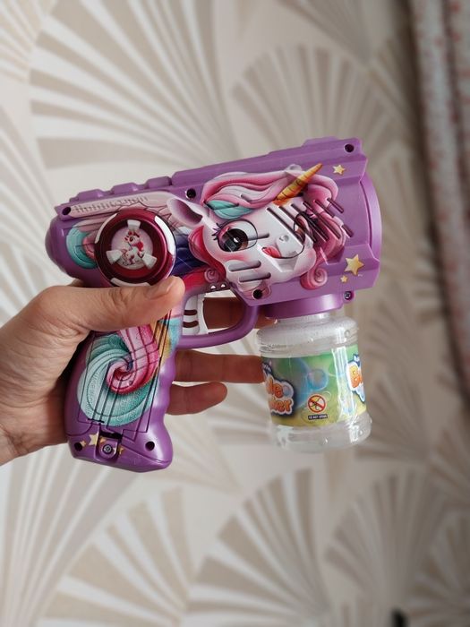 Мылные пузыри пистолет