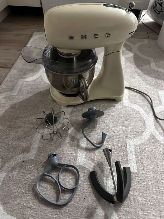 Продам Миксер SMEG