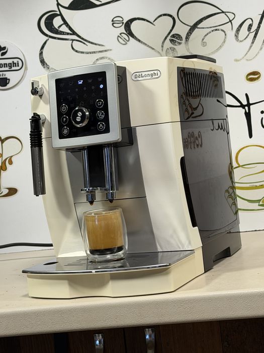 Кафемашина кафе автомат delonghi magnifica с гаранция