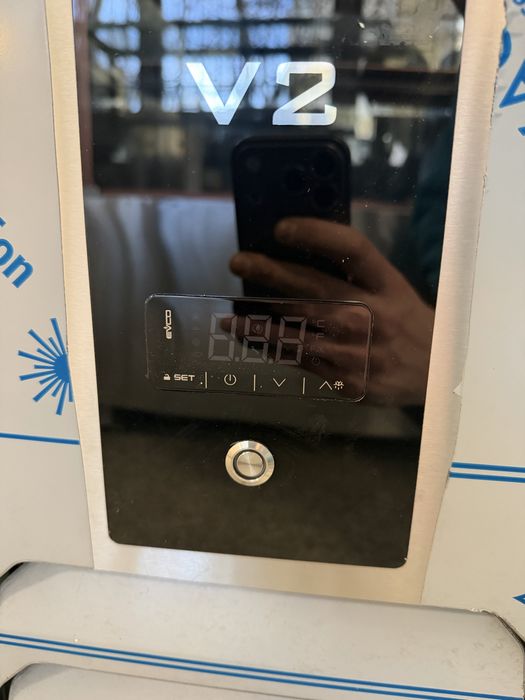 Хладилна витрина саладбар