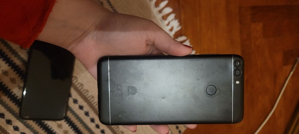 Telefon Huawei P smart