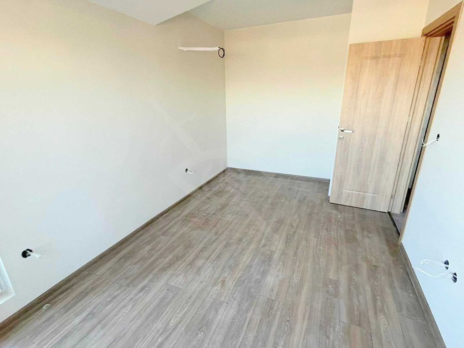 Продава се Тристаен апартамент в Пловдив, Гагарин - 84 кв.м за 1150 €/кв.м - Снимка #8