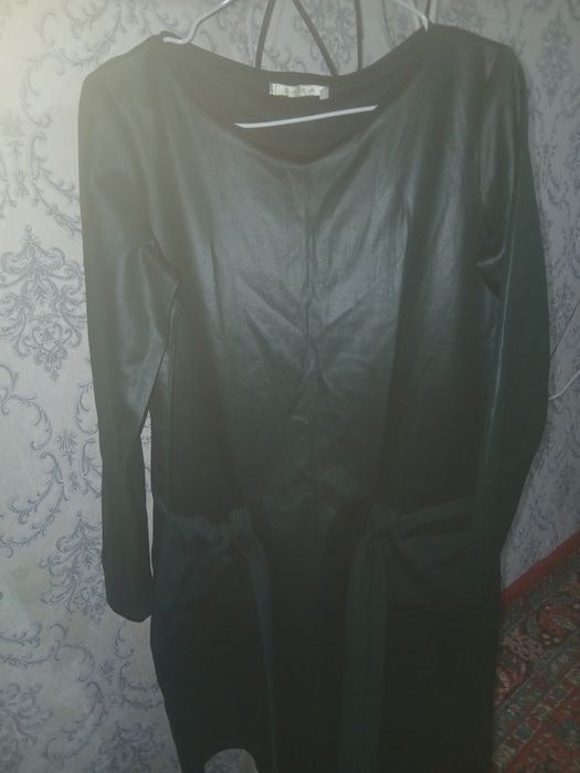 Платье Б/У по 1000