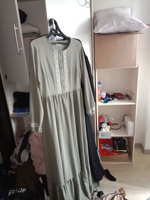 Срочно продам платья