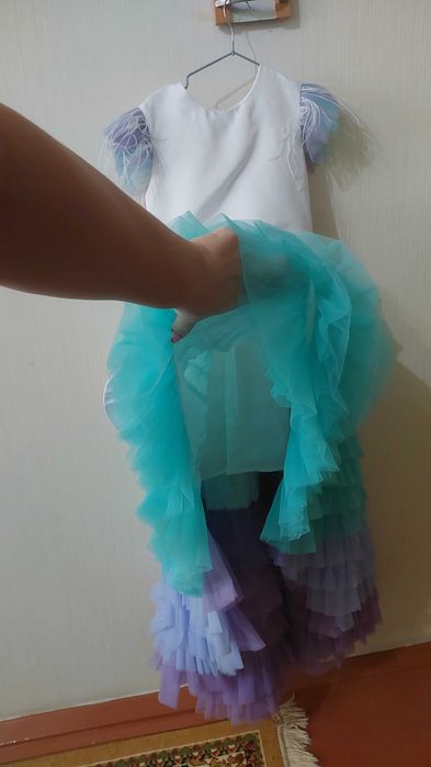 Платье нарядное для девочки