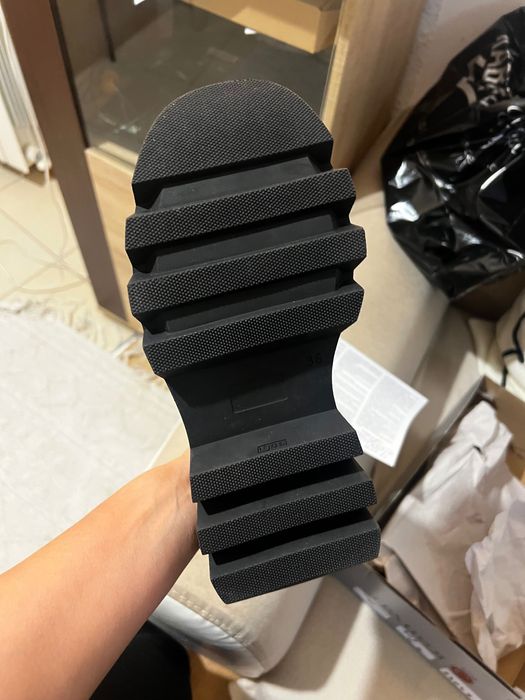 Боти от естествен велур