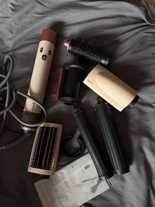 Продам Dyson оригинал