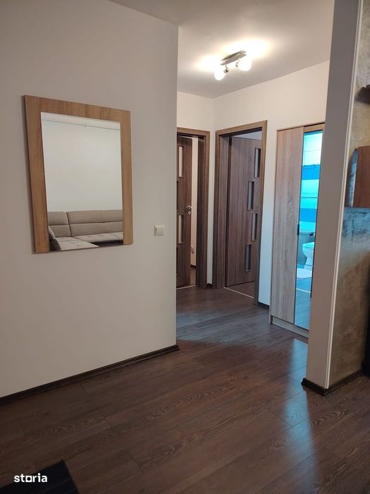 Apartament de vanzare 3 camere cu terasa, mobilat si utilat, parcare