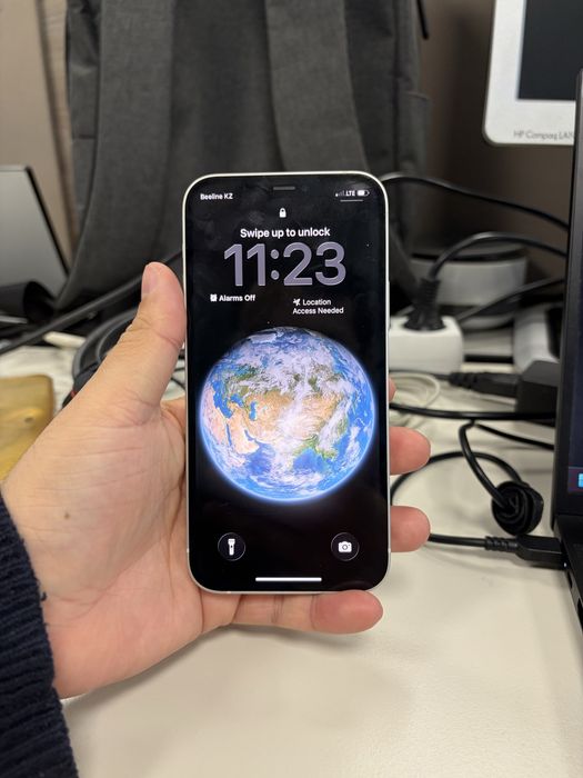 Iphone 12 (128 гб), белый