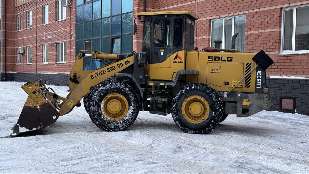 Вывоз снега и мусора