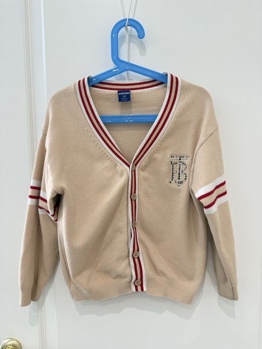 Продам детские вещи