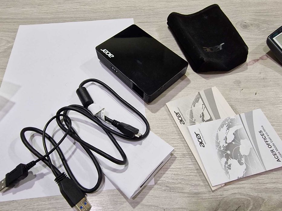 Джобен проектор Acer C120